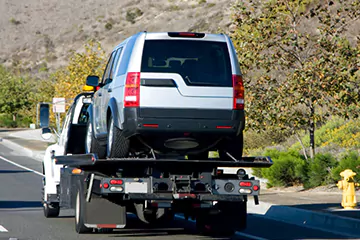 24 Hours Emergency Towing in Monticello, TX