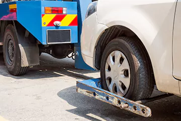 Top-Notch Wheel Lift Towing in Monticello, TX